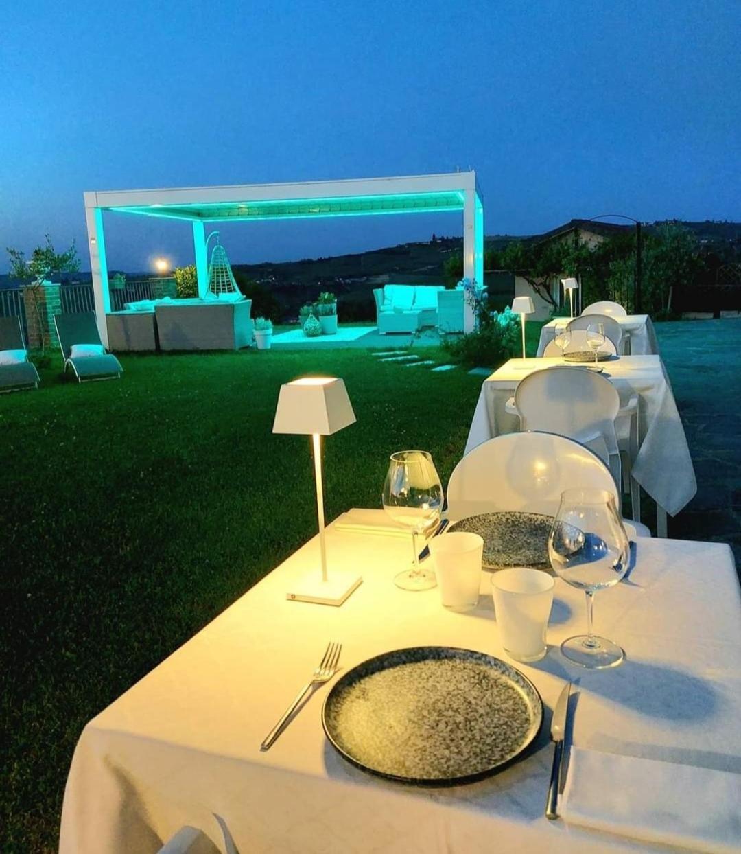Locanda San Giorgio Neviglie Bagian luar foto