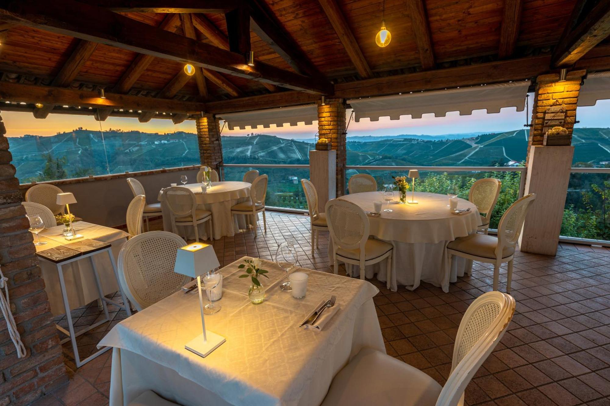 Locanda San Giorgio Neviglie Bagian luar foto