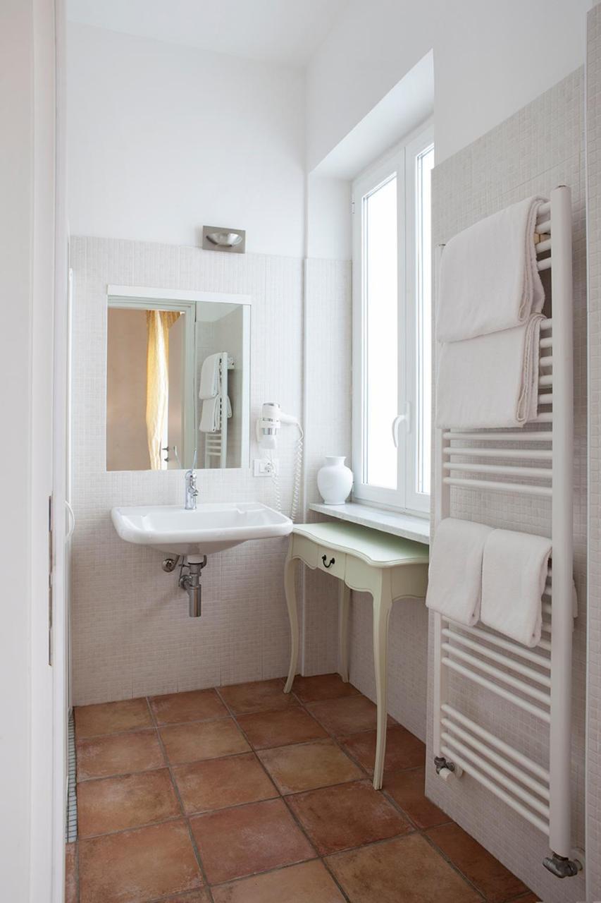 Locanda San Giorgio Neviglie Bagian luar foto